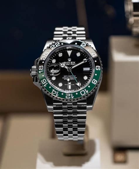 new gmt watch 2022.